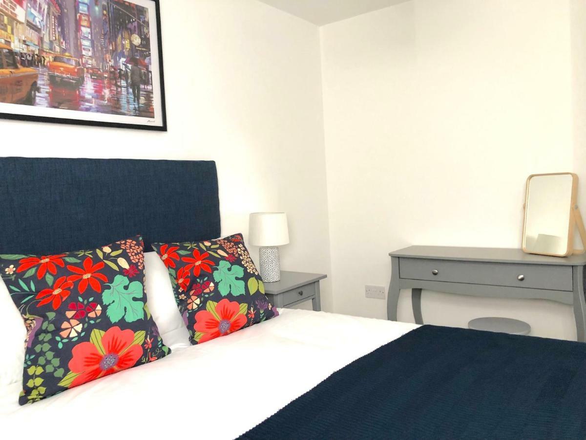 The Martins Apartment ปีเตอร์โบโรห์ ภายนอก รูปภาพ
