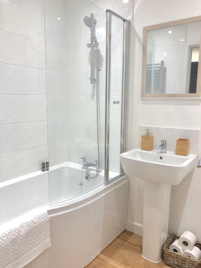 The Martins Apartment ปีเตอร์โบโรห์ ภายนอก รูปภาพ
